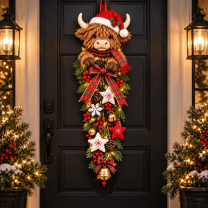 Highland Cow Christmas Door Swag, Farmhouse Style Christmas Wall Hanging Decor