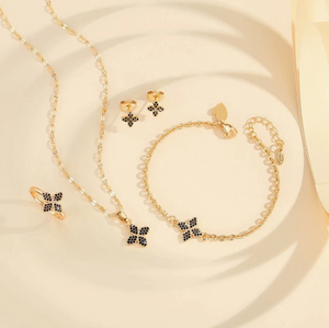 "Dainty Clover 4-Piece Set | Necklace, Bracelet, Earrings & Ring"