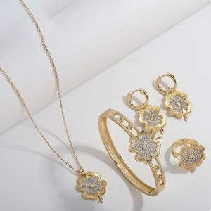 "Lucky Clover Jewelry Collection - 4-Piece Sets | Silver & Gold"
