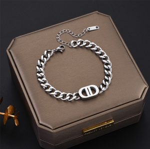 2 Piece Cuban Link Necklace Bracelet Set with Double D Clasp, 14K Gold Plated Stainless Steel Hypoallergenic Matching Jewelry Set for Women